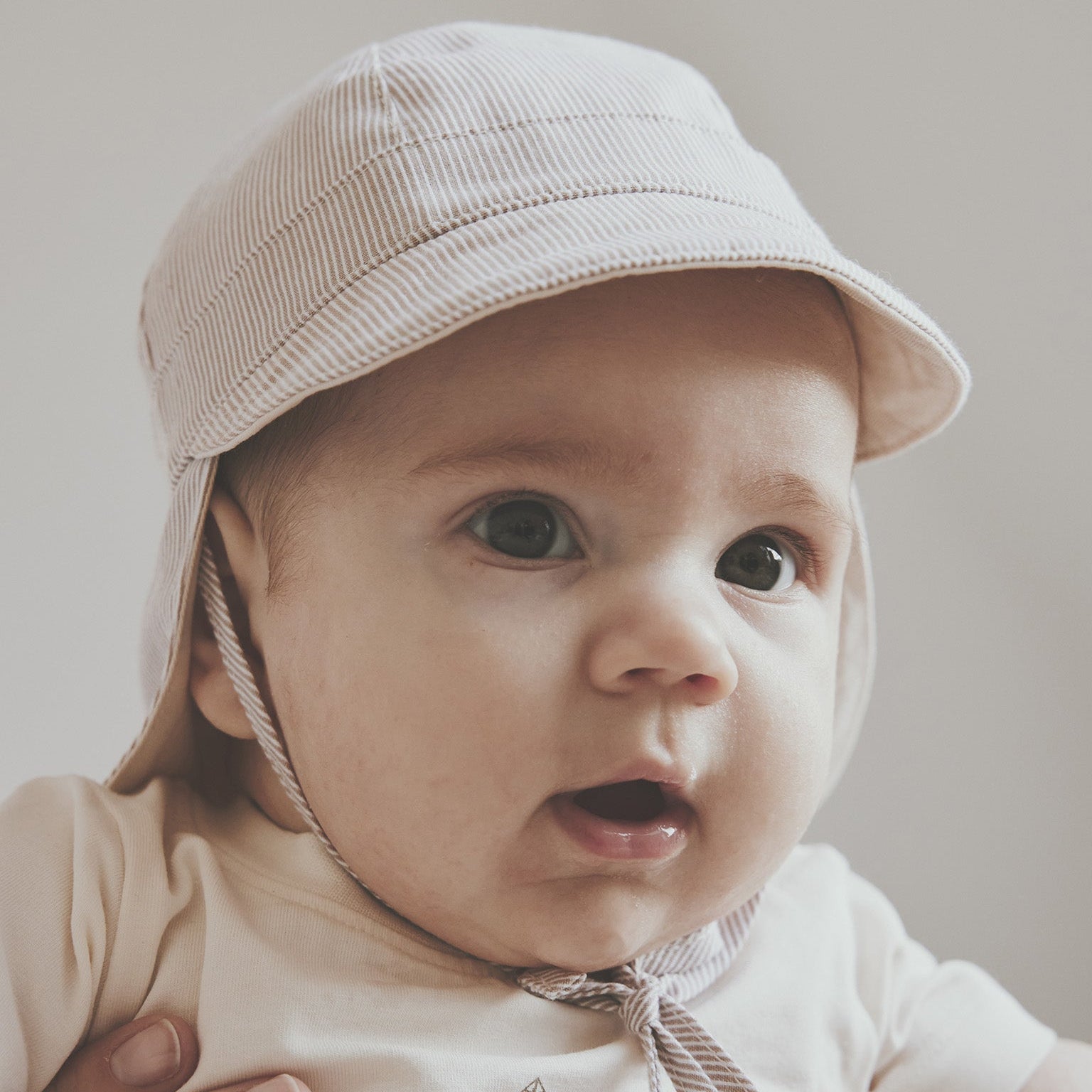 Zonnehoedje Huttelihut - Stripe white pepper