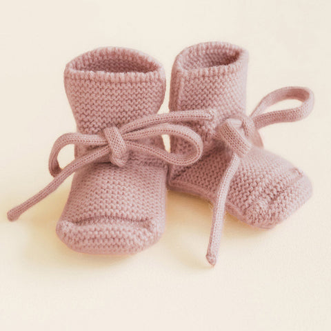 Booties HVID - powder (9-15 maanden)