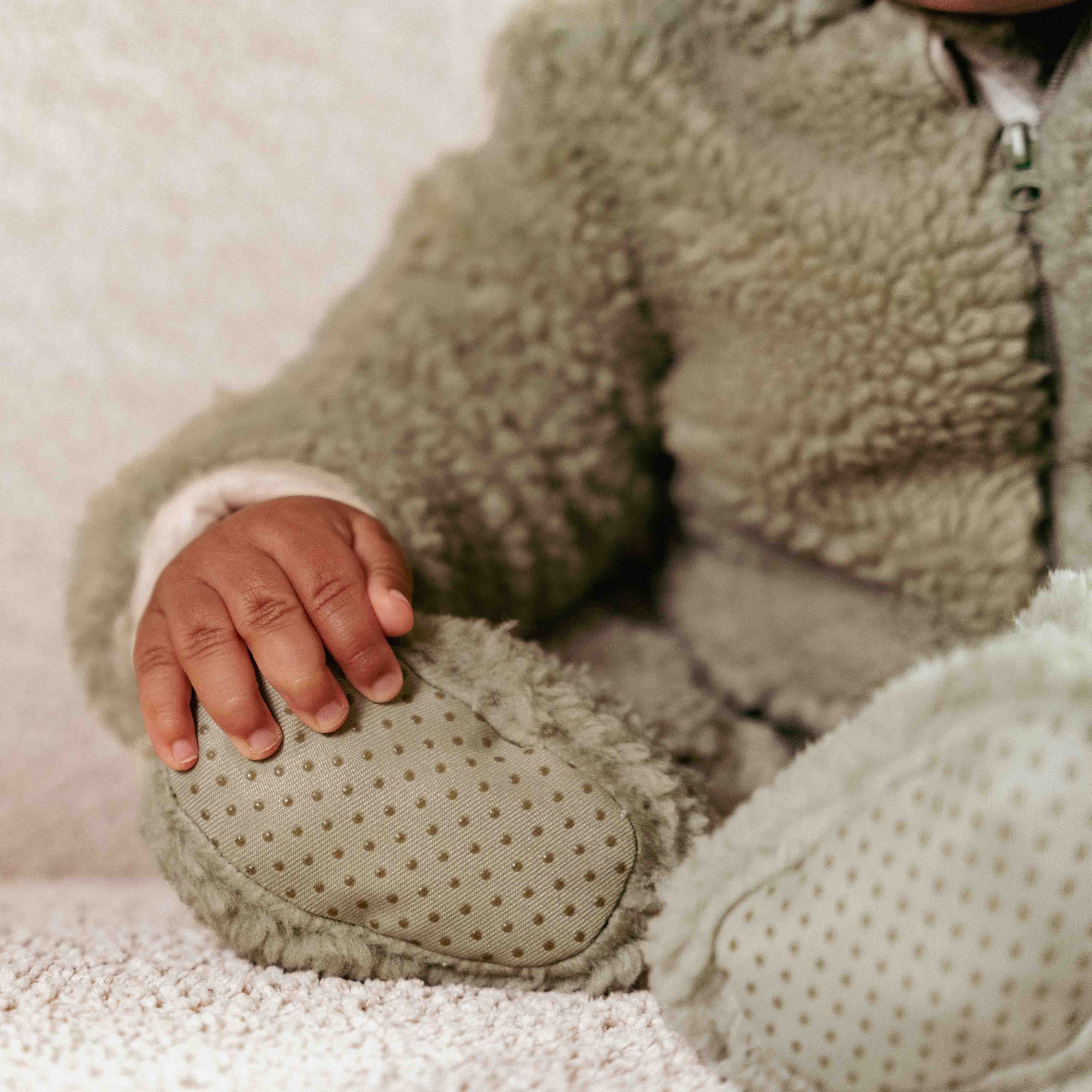 Slofjes Little Dutch - Soft green