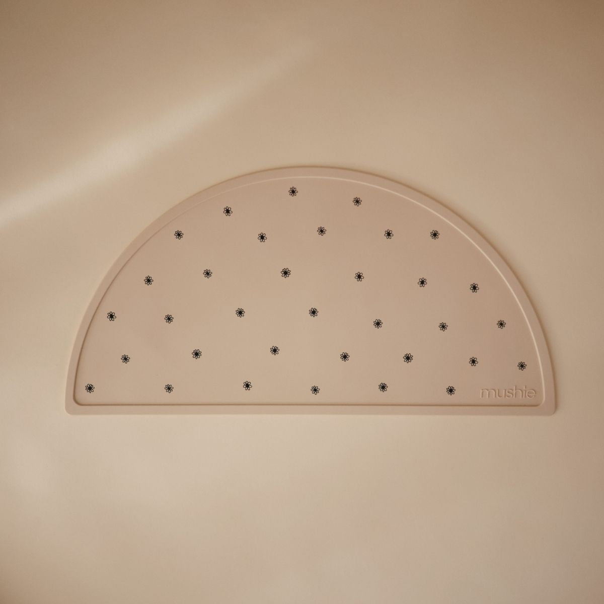 Placemat Mushie - Black Daisy