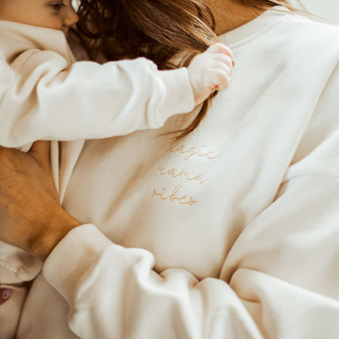 Trui Elle & Rapha - ivory 'magic mama vibes' taille magic